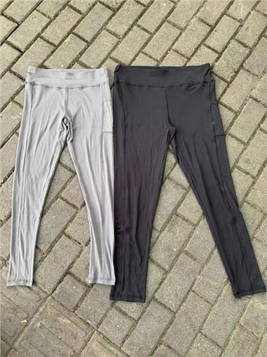 Aukštos kokybės jogos kelnės moterims